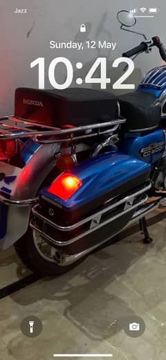 Honda road master 200