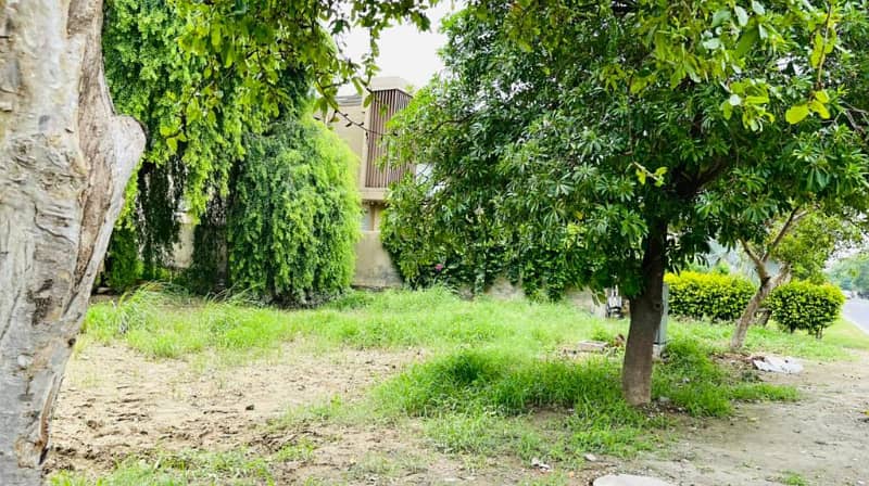 1 Kanal (PLOT NO 1116)All Paid Possession Residential Plot For Sale Located In Phase 9 Block F DHA Lahore. 0