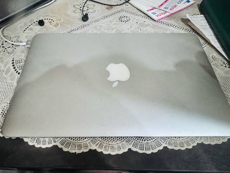 Apple Macbook Air 2015 11 inch Display 0