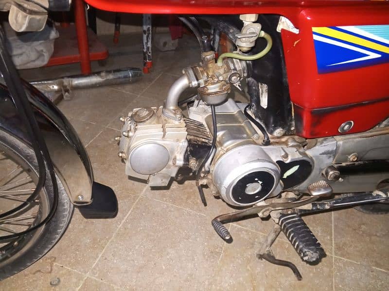 Honda 70 bike condition 10 by 10 model 19 2