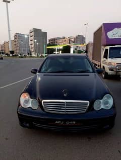 Mercedes Benz C-240