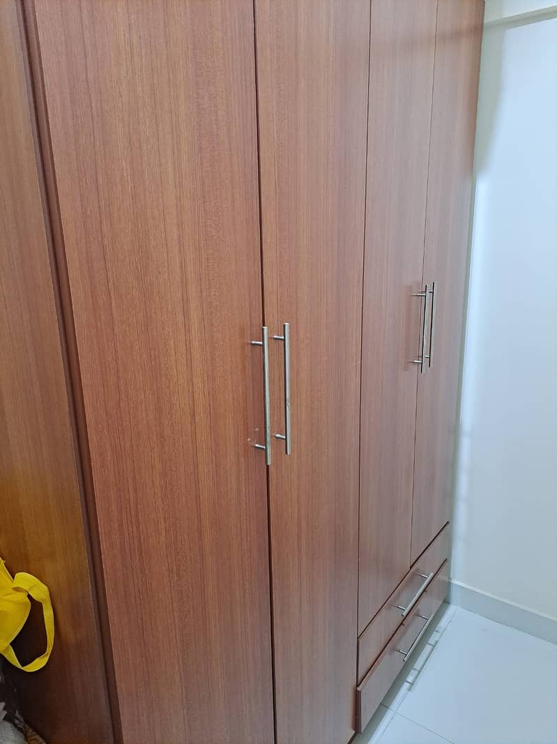 2 Wardrobes 4 doors and 1Wardrobe 2 doors 0