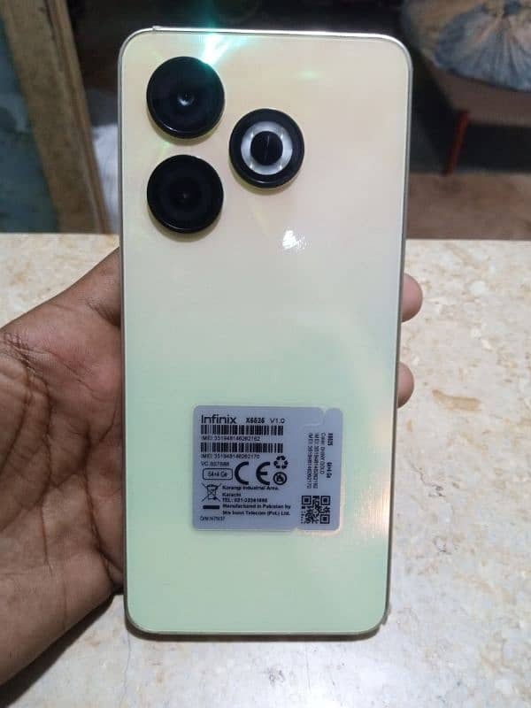 infinix smart 8 ram 4+4,64 1