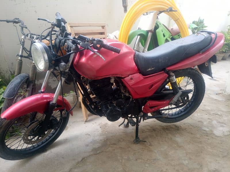 Ravi 125 1