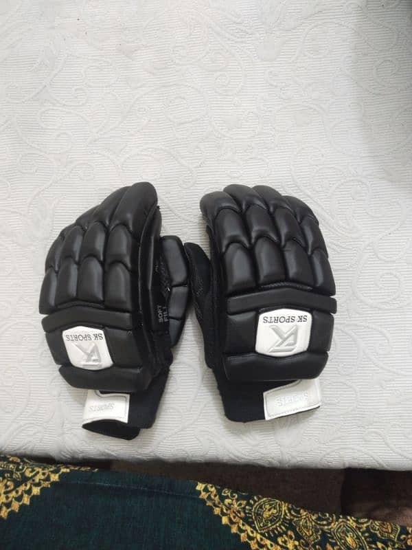 Hard Ball Left Handed Gloves 3