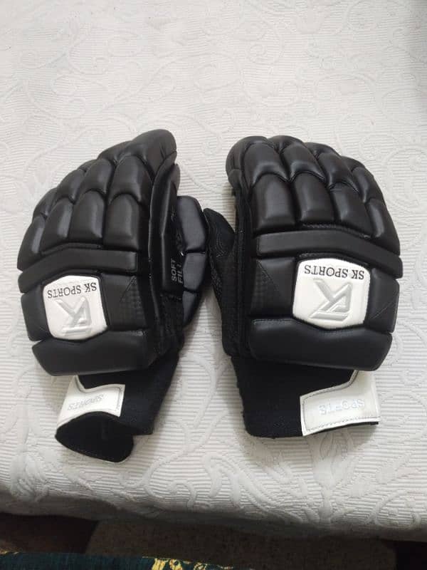 Hard Ball Left Handed Gloves 4