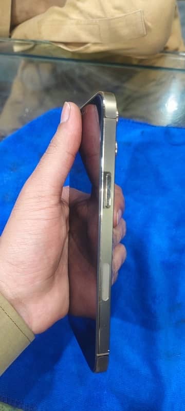 iphone 12 pro max 128gb dual pta approved 10/8 condition 3