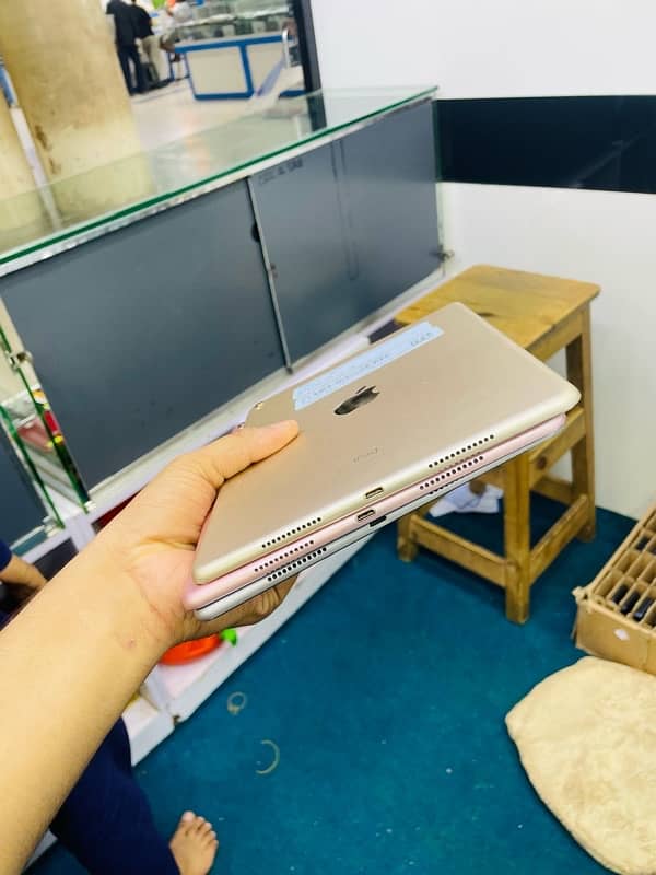 Ipad pro 2016 128GB jv non pta 9.7 inch display 2