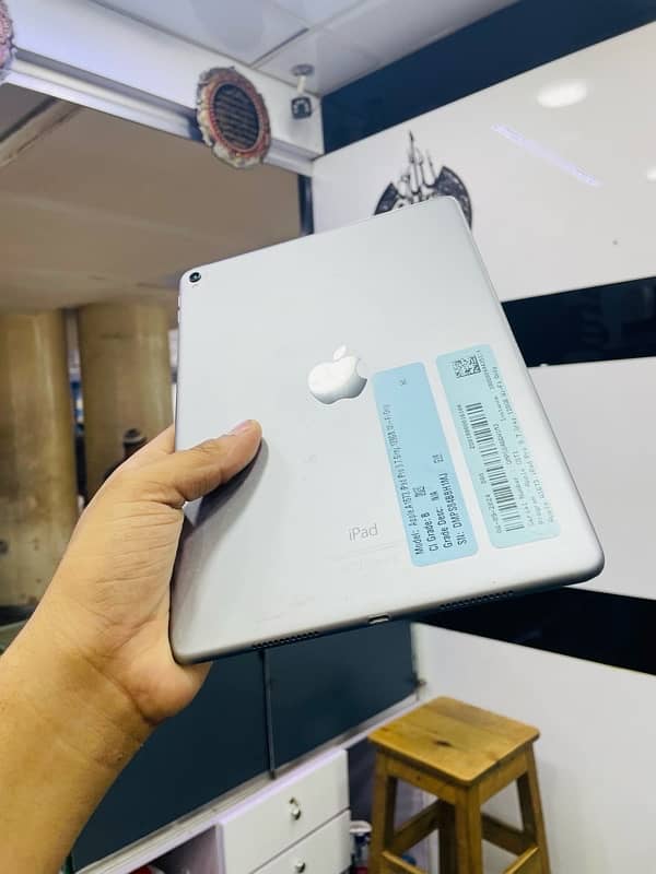 Ipad pro 2016 128GB jv non pta 9.7 inch display 4