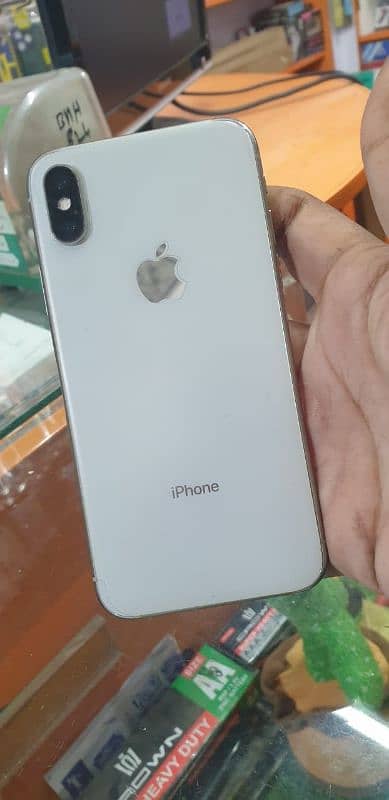 IPhone x 64gb wather pack 0