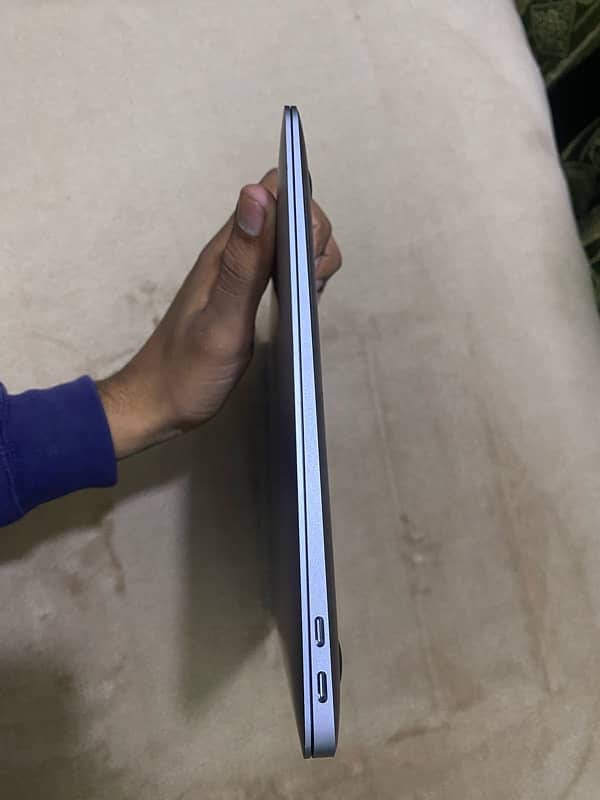 Macbook air M1 2020 8gb/256gb 13.3 inch retina display 3