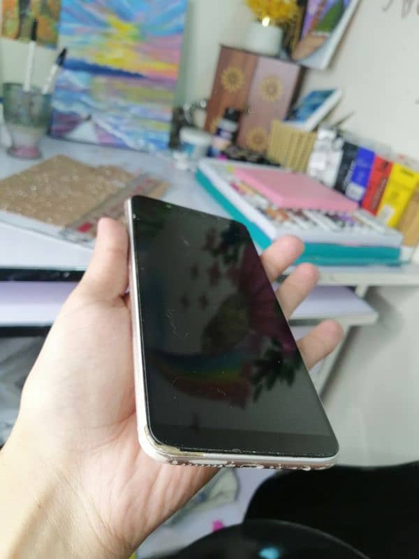 OPPO F5 3/32 1