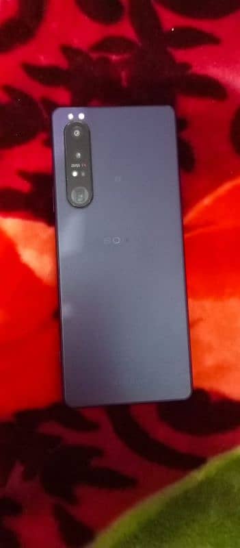 Sony Xperia 1 iii 1