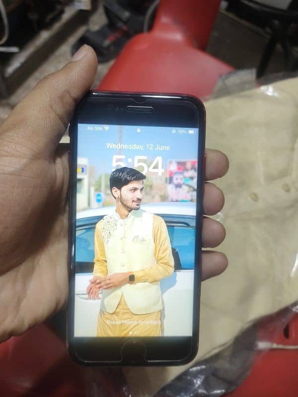 I phone SE 2020 Non PTA All original 87 batery health cntct03354211004 1