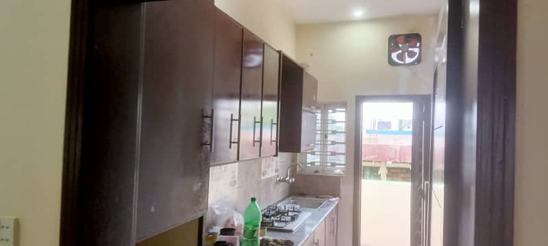 Upper Portion available for rent 8