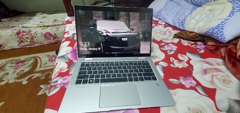 HP elitebook 1030 g3 core i5 8th gen 1