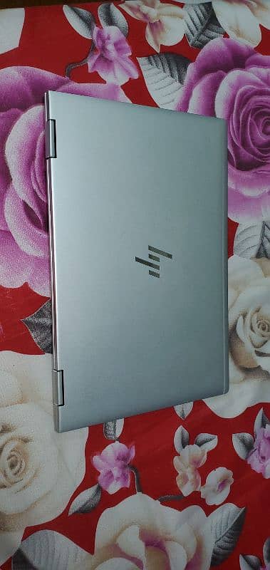 HP elitebook 1030 g3 core i5 8th gen 6