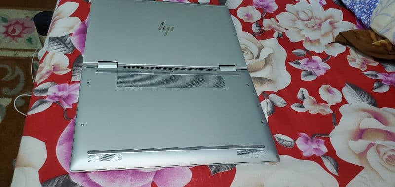 HP elitebook 1030 g3 core i5 8th gen 10