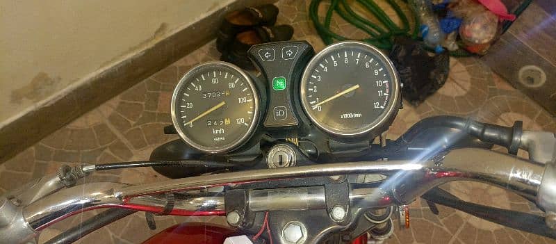 Suzuki gS 150 bike all documents complete biometric available 2