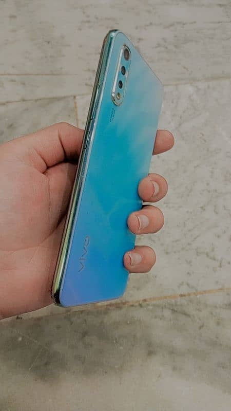 Vivo S1 with box 4