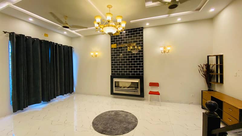 5 Marla Near Park House For Rent In DHA Lahore 3