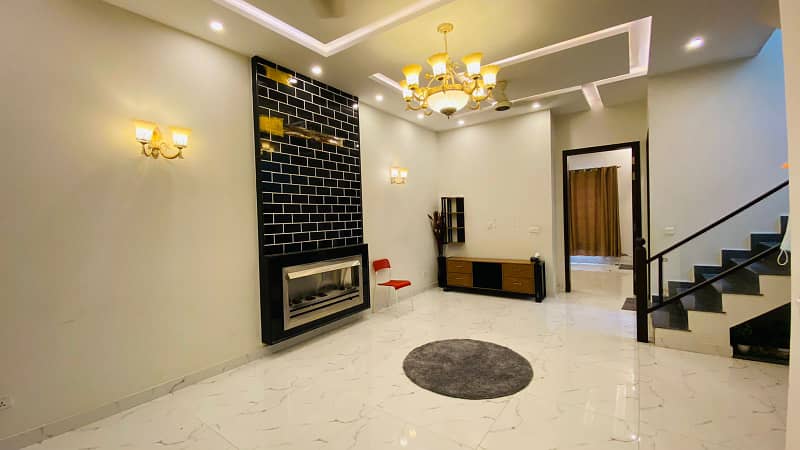 5 Marla Near Park House For Rent In DHA Lahore 4