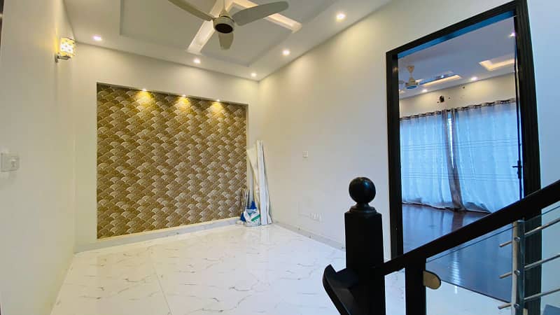 5 Marla Near Park House For Rent In DHA Lahore 14