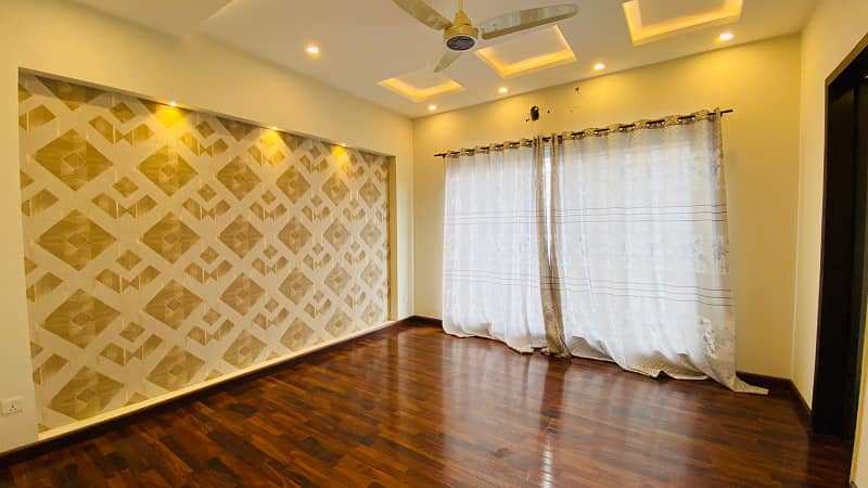 5 Marla Near Park House For Rent In DHA Lahore 18