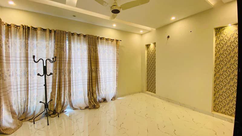 5 Marla Near Park House For Rent In DHA Lahore 19