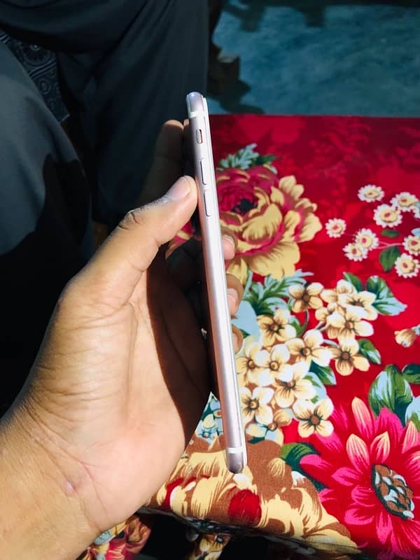 I phone 7 plus 4