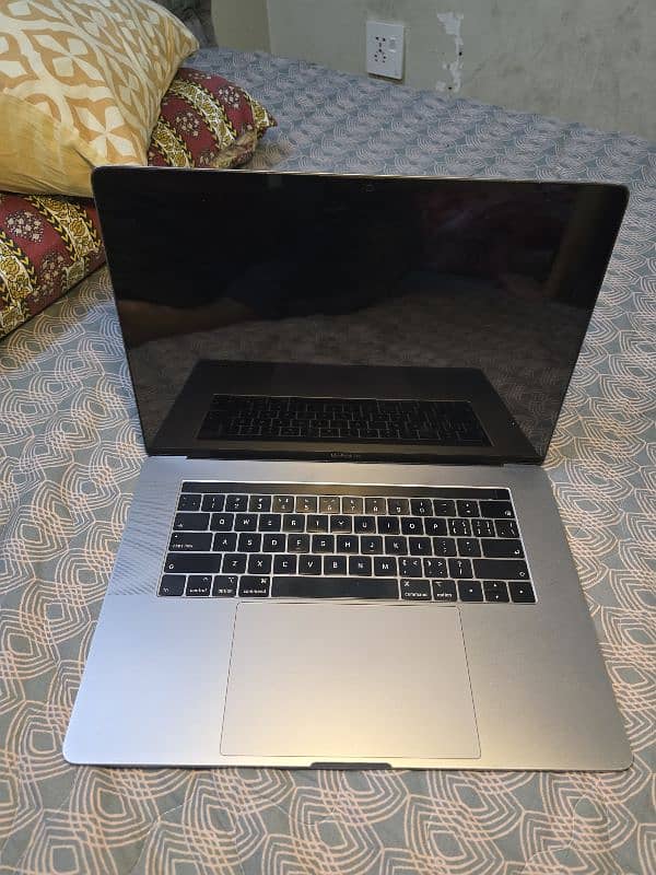 Macebook Pro 2018 0