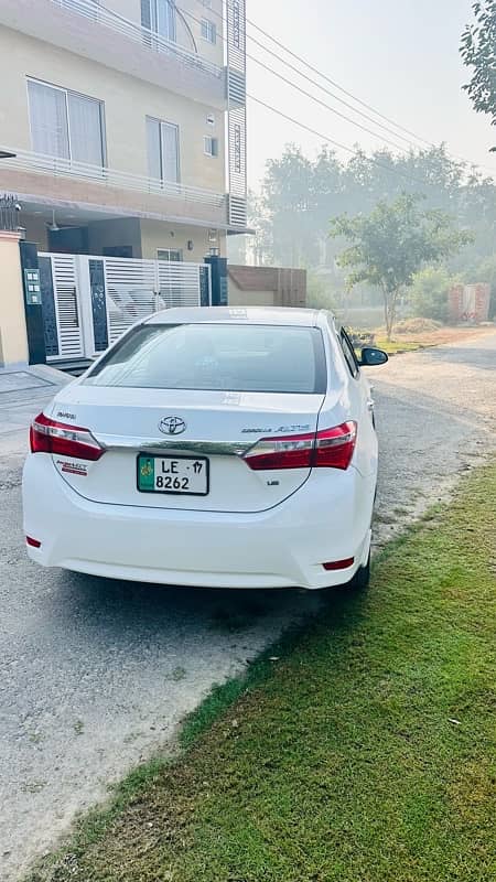 Toyota Corolla Altis 2017 10