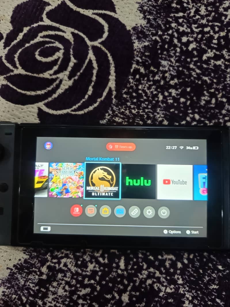 Nintendo switch v2 in good condition exchange possible 1