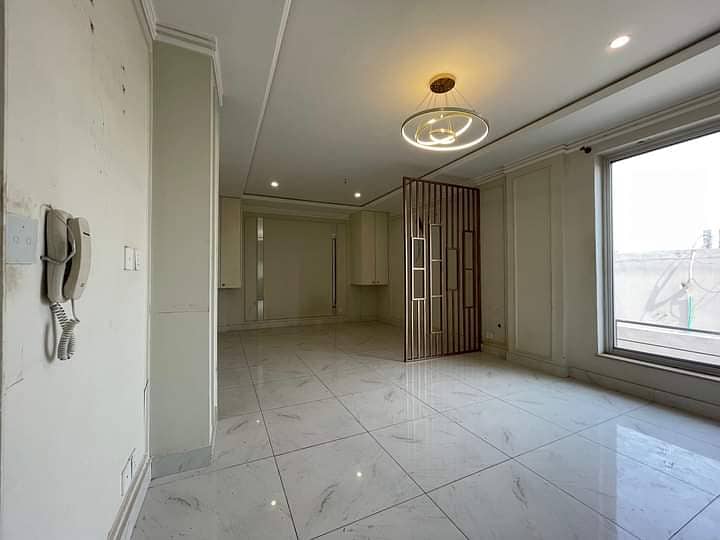 Apartment Available For Sale 4