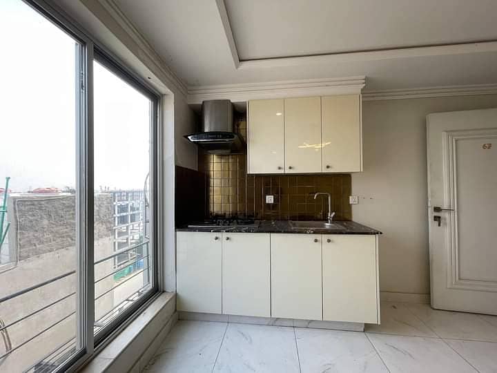 Apartment Available For Sale 5