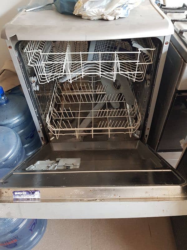 dishwasher 0