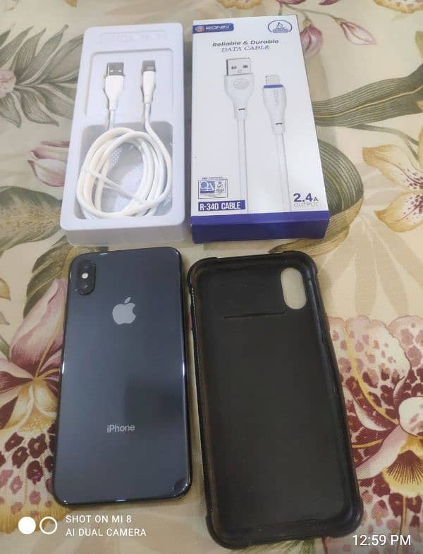 I phone X ,, 64gb 1