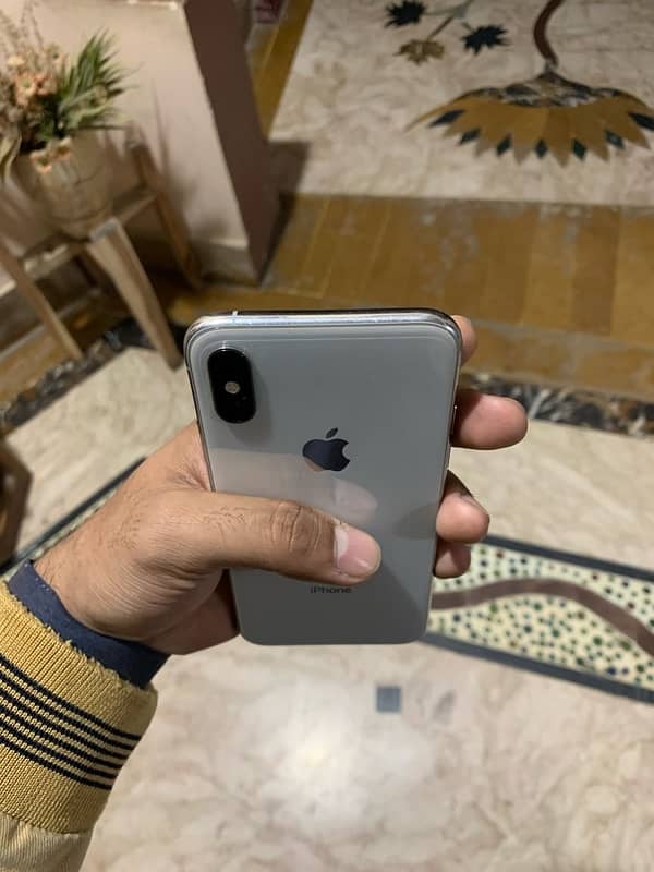 Apple iphone xs 64gb pta approved 4