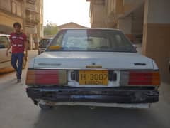 Nissan Sunny B11 1986