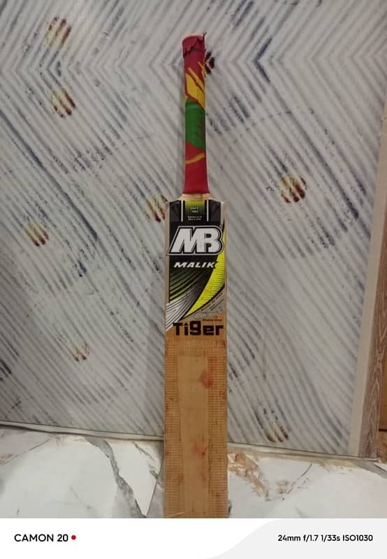 MB MALIK ORIGNAL HARD BALL BAT TIGER ADDITION 10/10 condition 0