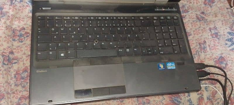 HP EliteBook 8570w Workstation 3