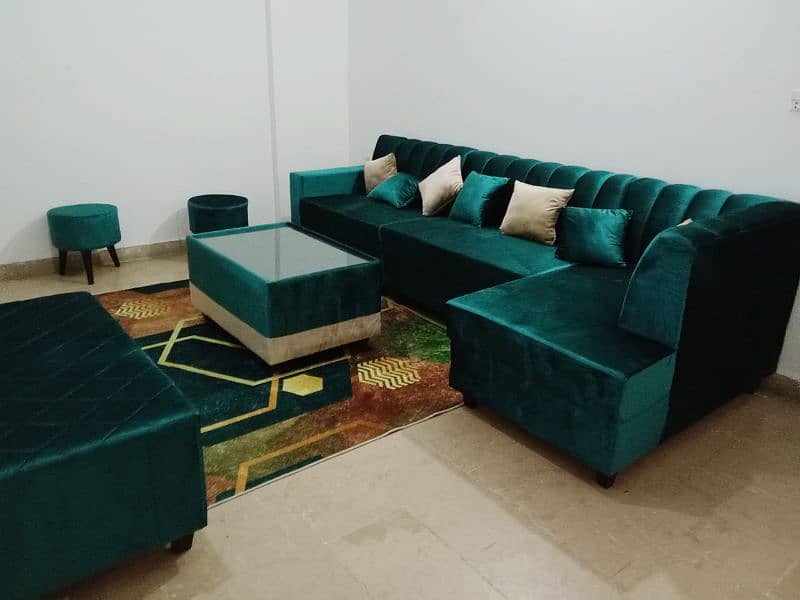 L Shape Sofa Urgent sale. 0