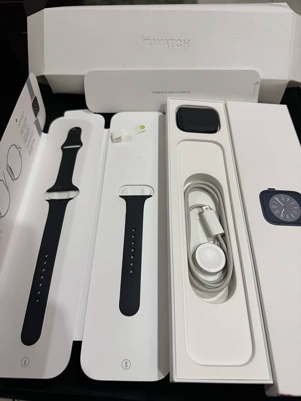 Apple Watch Series 8 2