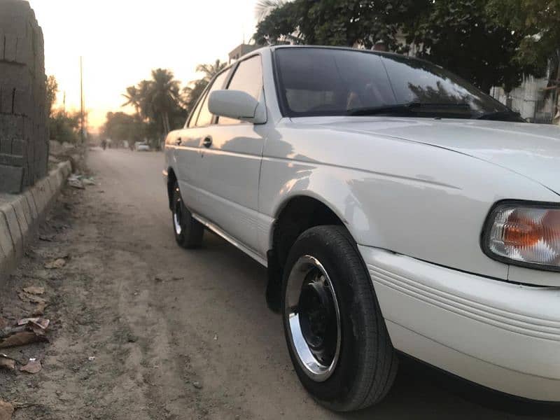 Nissan sunny B13 1