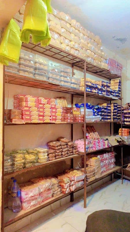 Bakery ki tmam products tmam customer k lye whole sale per 13