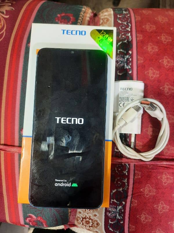 tecno spark 10 complete saman 4+4/128 condition 10/10 no#03366837312 5