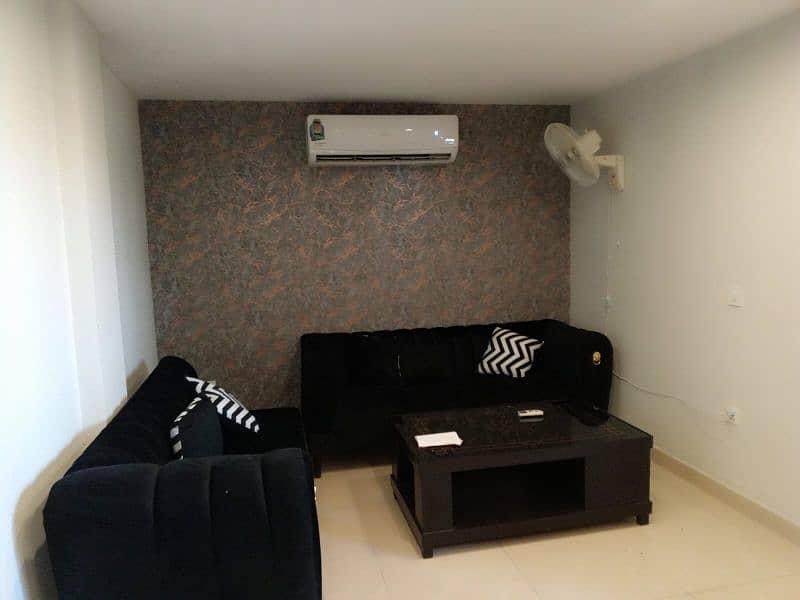 One Bedroom Furnishd Flat For Rent On Daily,Wekly,Monthly Basis In BTL 7