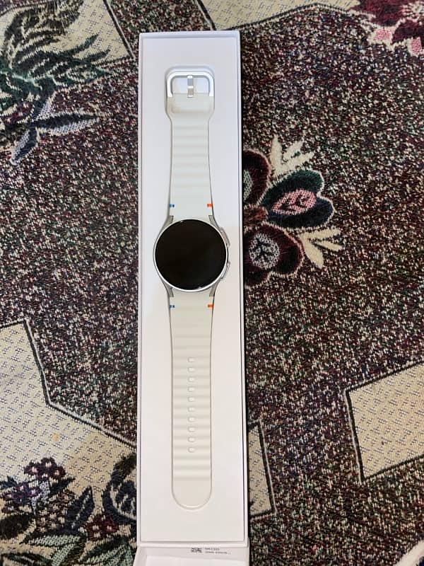 Samsung Galaxy Watch 7   (Brand New, Un-used, With Box and Charger) 3