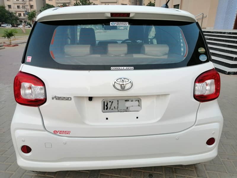 Toyota Passo 2020 XS 4