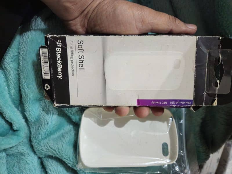 BLACKBERRY Q10 ORIGNAL COVER  BOX PACK 2